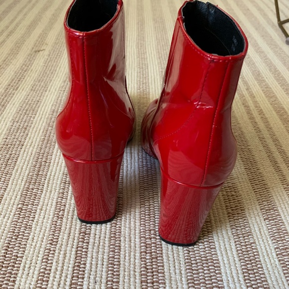 Tahari Booties - Picture 5 of 5